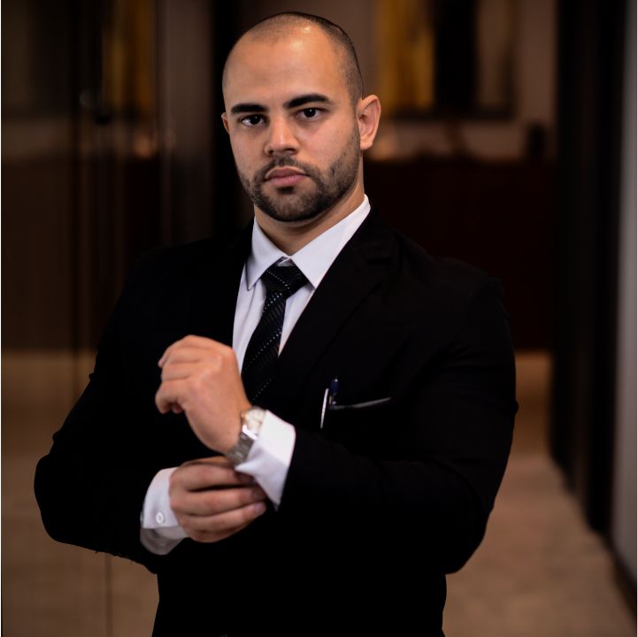 Melhor advogado criminalista em Juiz de Fora – Renan Gaudereto, especialista em direito penal e defesa criminal.